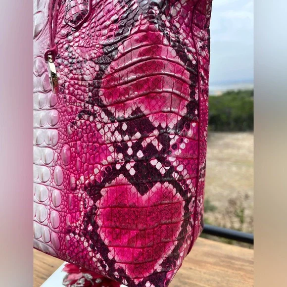 NWT Brahmin Crown of Hearts Large Duxbury Ombre Melbourne Satchel - Picture 8 of 14